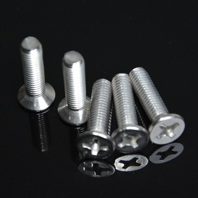 China Hot Sale Stainless Steel Cross Recessed Countersunk Flat Head Machine Screws